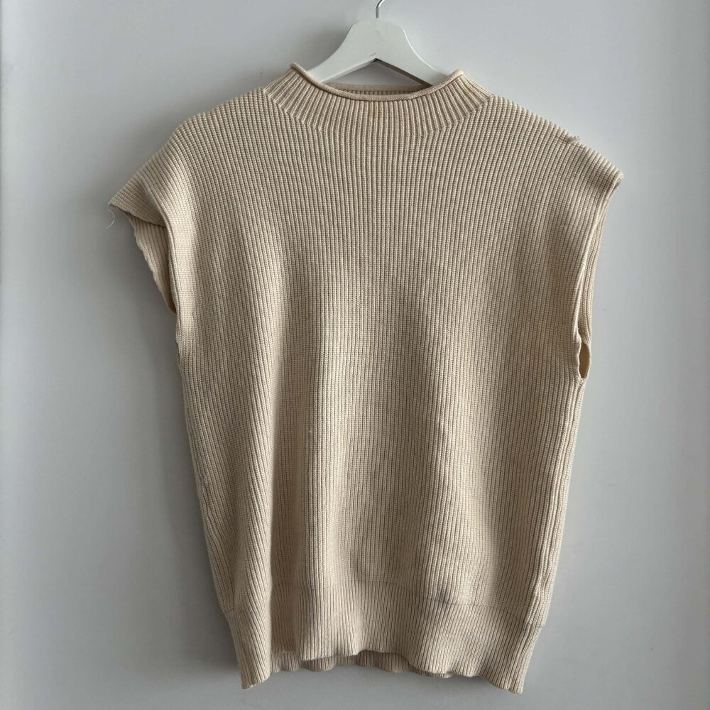 Beige ribbed sleeveless know top